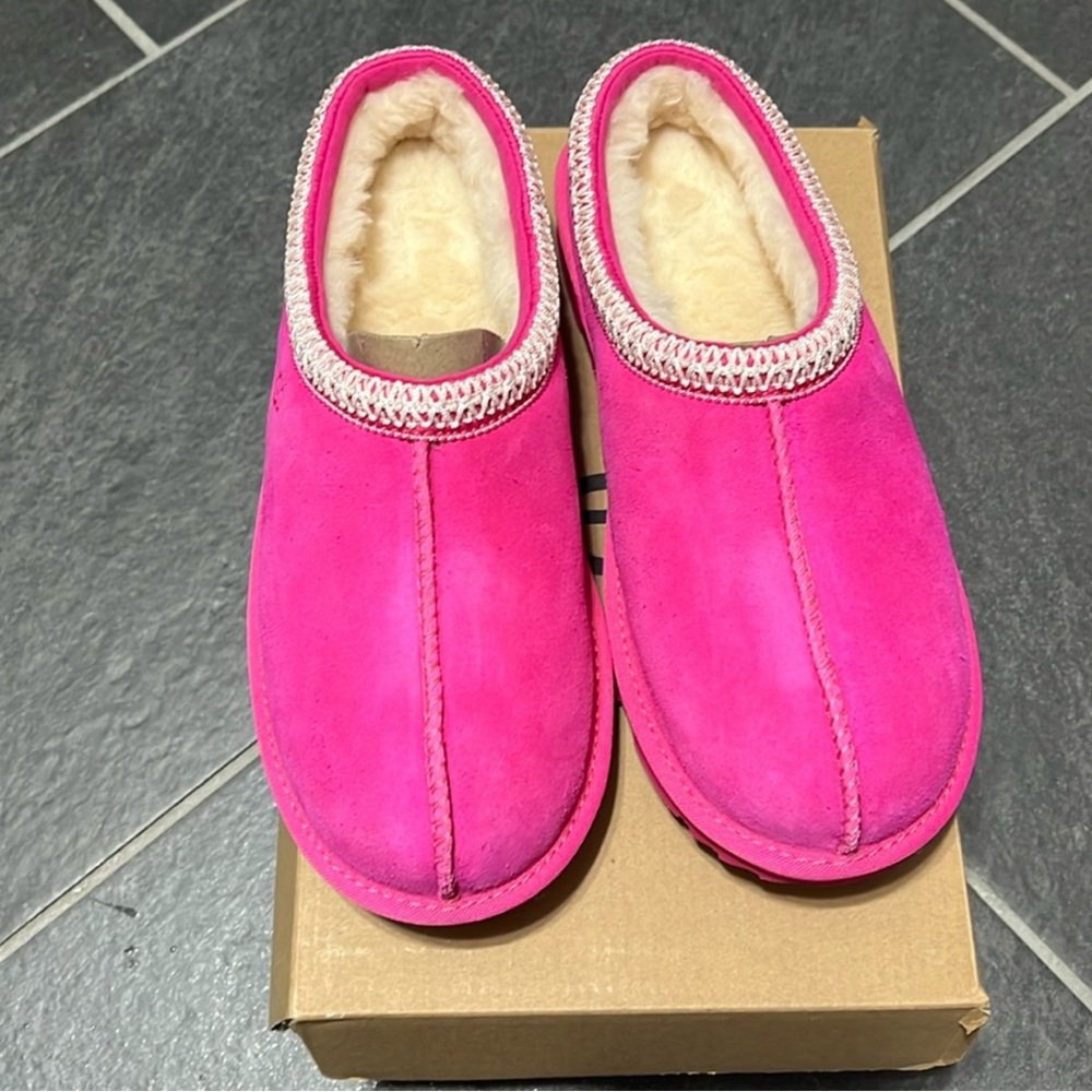 Sz 6 Pink Ugg